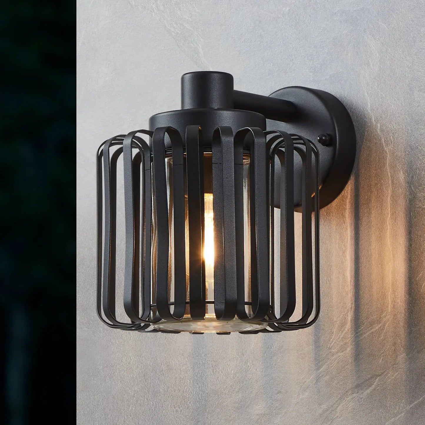 Selinus outdoor wall light made of steel, black