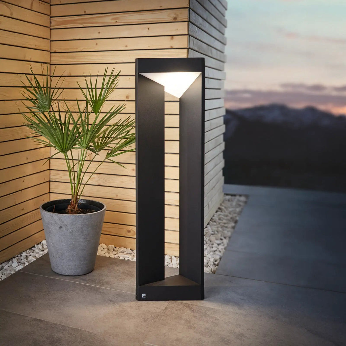 Nembro LED path light IP54, die-cast aluminium