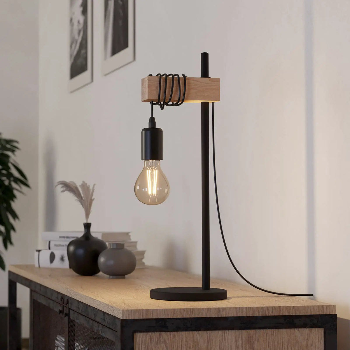 Townshend table lamp