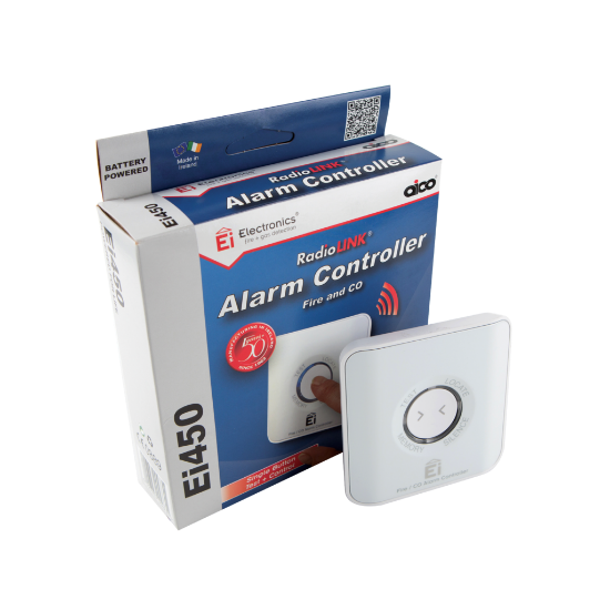 RadioLINK alarm controller EI450 for fire and CO, with product packaging on white background