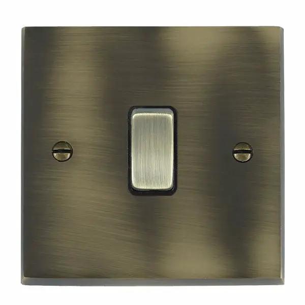 Cher V AB 1g 10AX 2 Way Rkr AB/BL