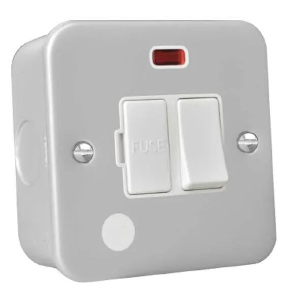 Metalclad 13A DP Fuse SP+N+CO WH/WH