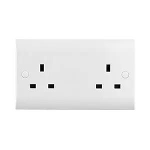 saxby cruved edge Curved Edge 13A 2G SP Unswitched Socket - saxby cruved edge Curved Edge 13A 2G SP Unswitched Socket