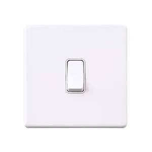 Saxby Sockets Screwless 10AX 1G Intermediate Switch - Matt White With White Insert - Saxby Sockets Screwless 10AX 1G Intermediate Switch - Matt White With White Insert