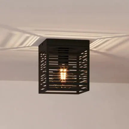 Piedritas ceiling lamp, a black square shade
