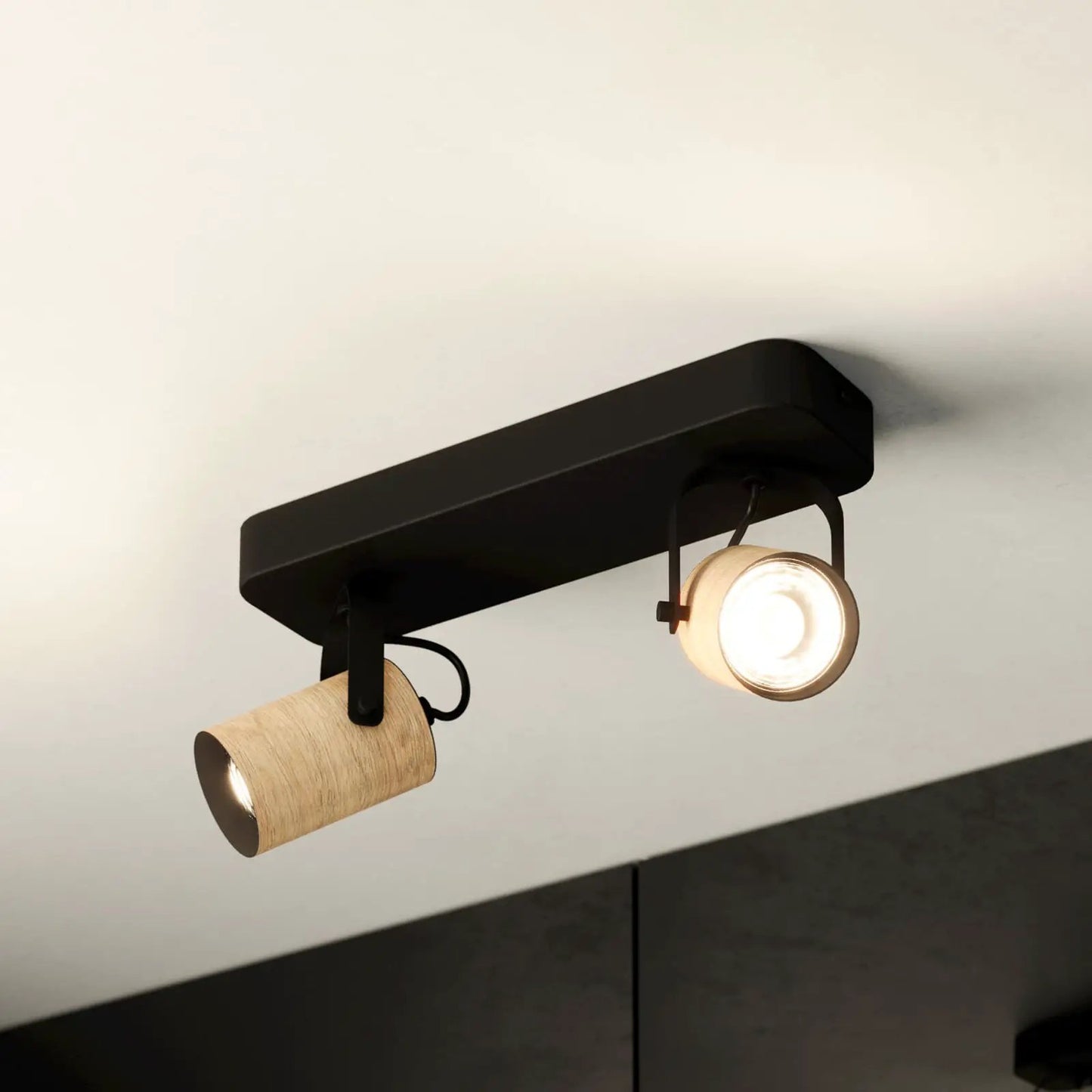 Cayuca downlight, black/wood decor, 2-bulb