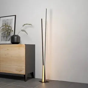 Panagria LED floor lamp, black with wood detail