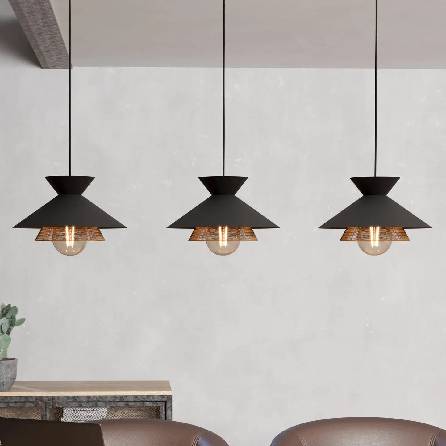 Grizedale pendant light, 3-bulb, black/brass