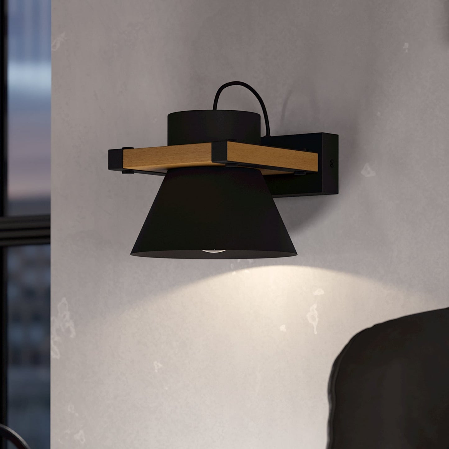 Maccles wall light in black with wood