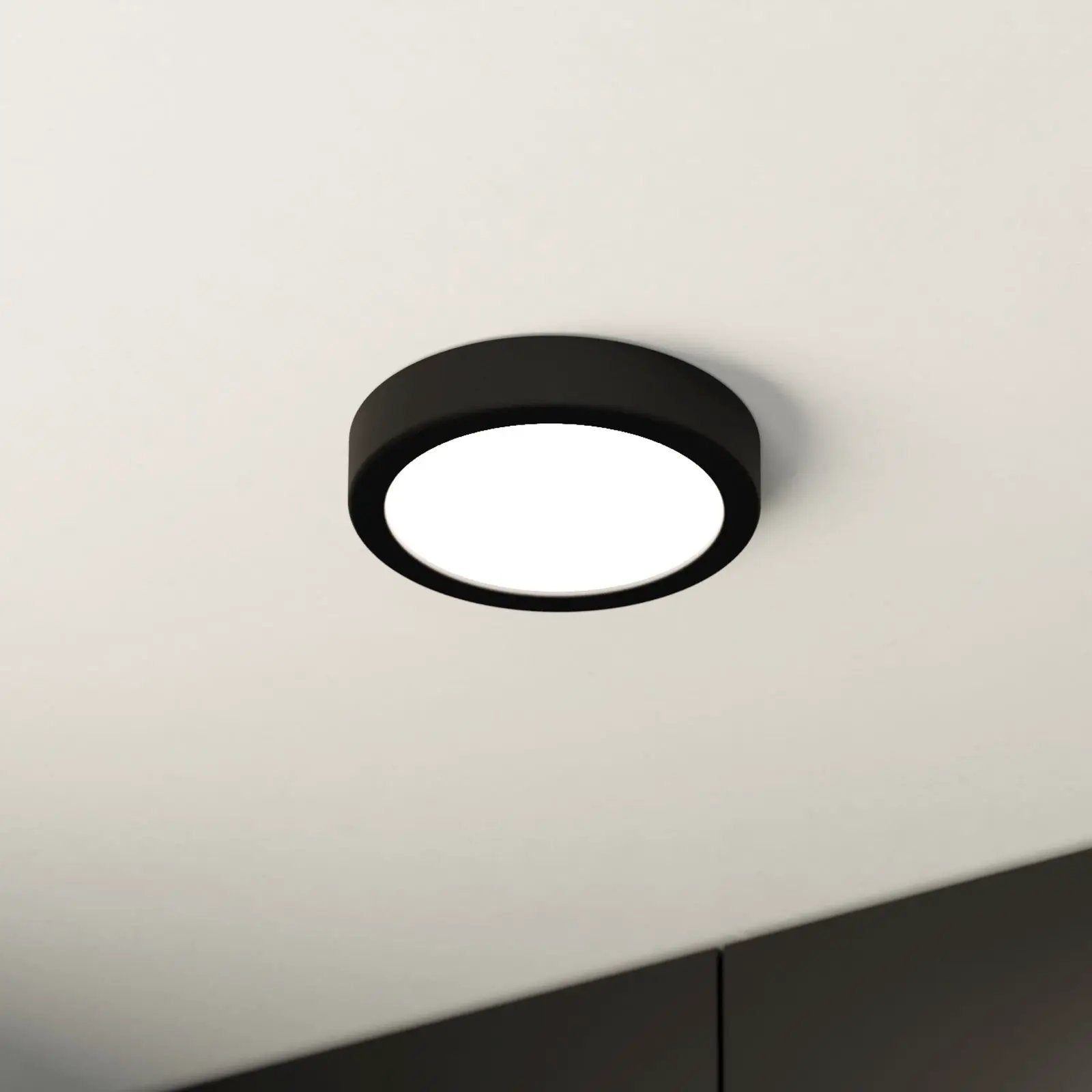 LED surface-mounted panel Fueva 5 IP20 830 black Ø16cm