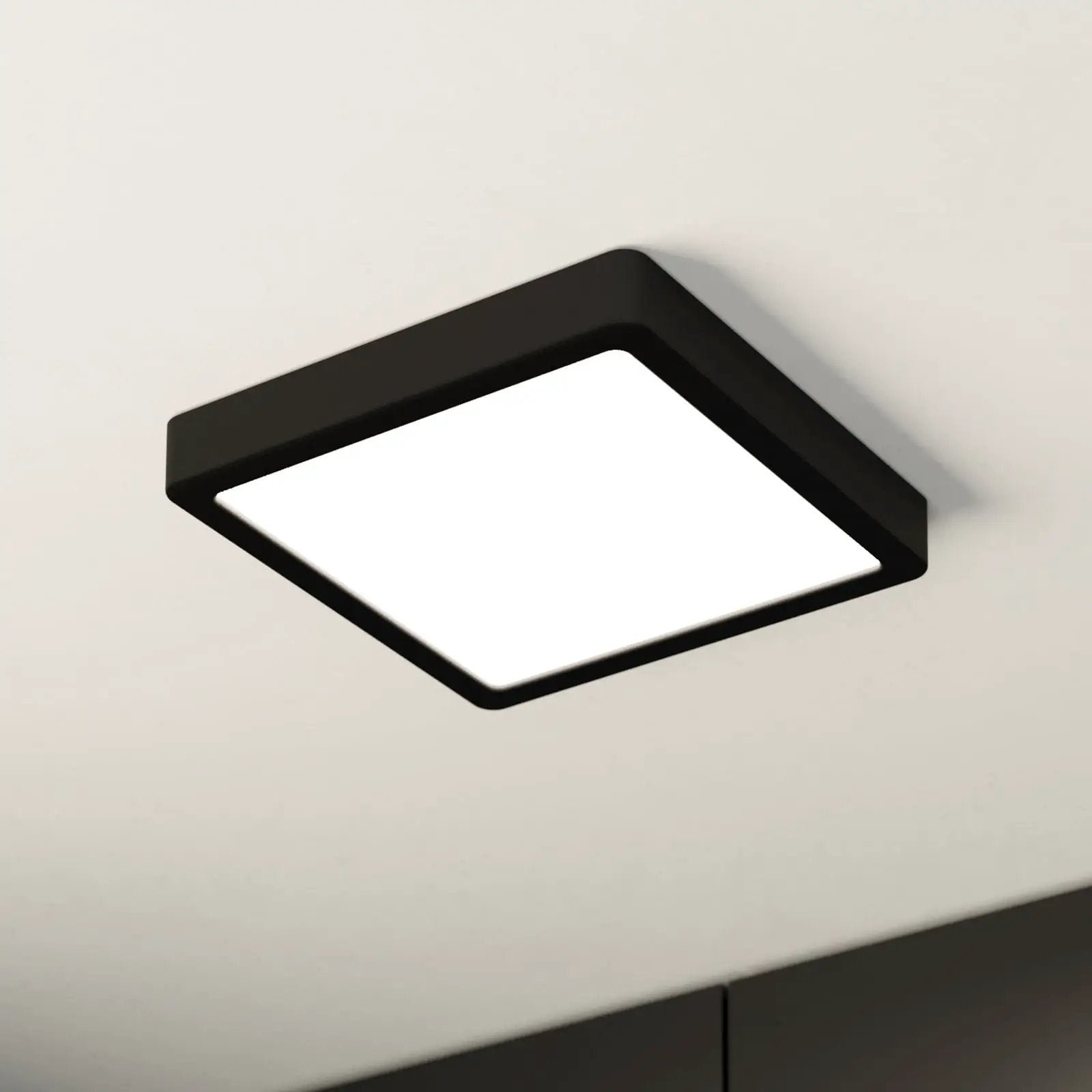 LED surface-mounted panel Fueva 5 IP20 830 black 21x21cm