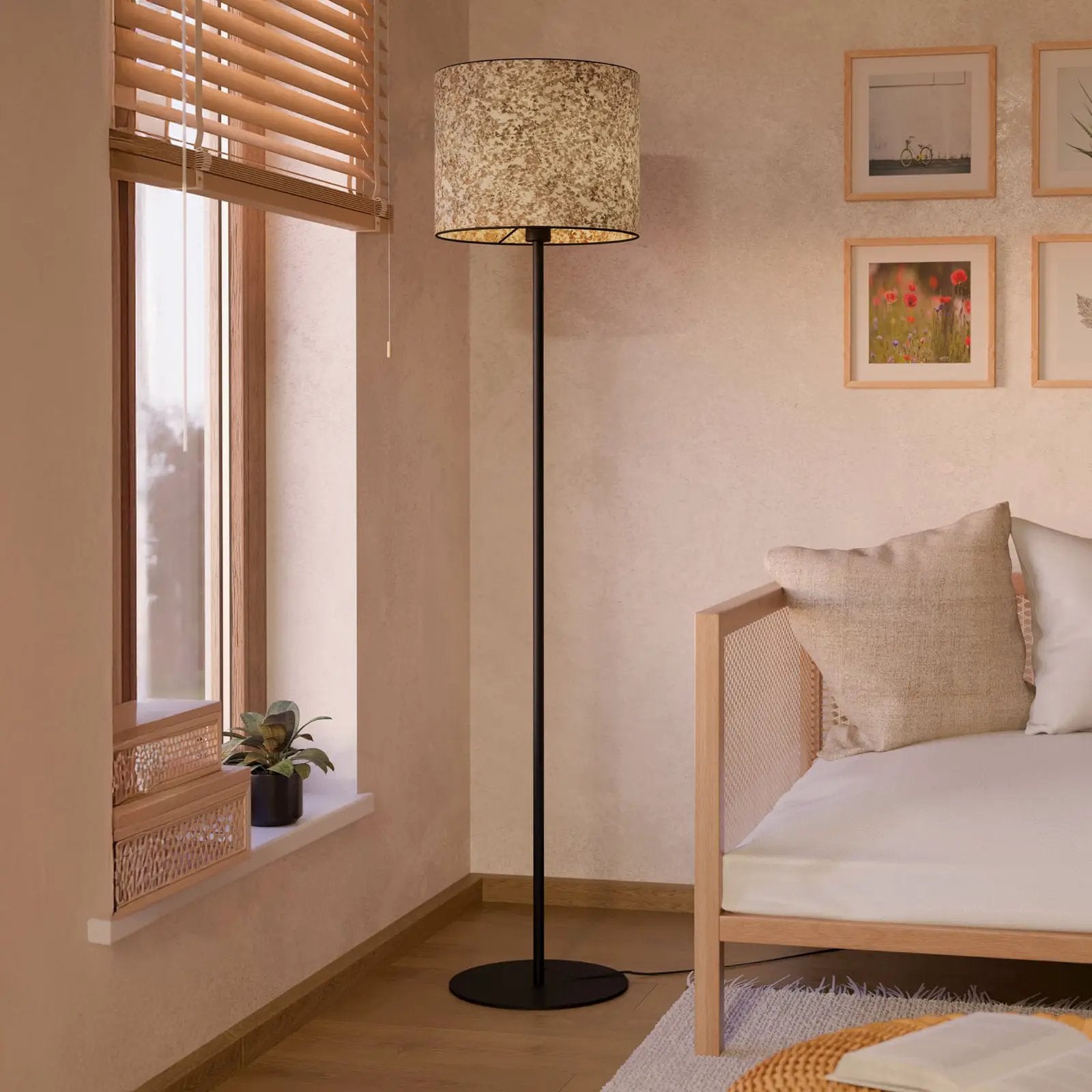 Butterburn floor lamp, height 162 cm, beige/green, metal/fabric