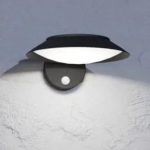 Cerrisi solar LED wall lamp, width 10.5 cm, black, sensor