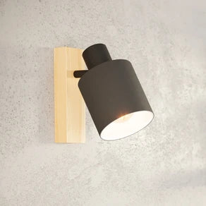 Batallas wall spotlight, width 10 cm, black/wood, fabric