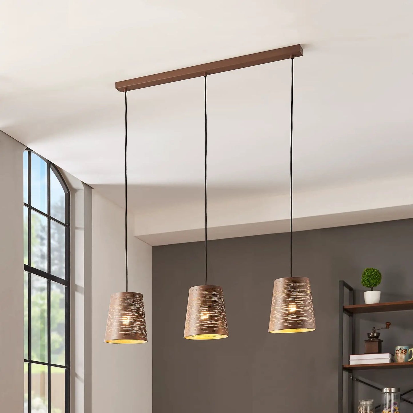 Segezia hanging light, mocha/gold-coloured, length 88 cm, 3-bulb.