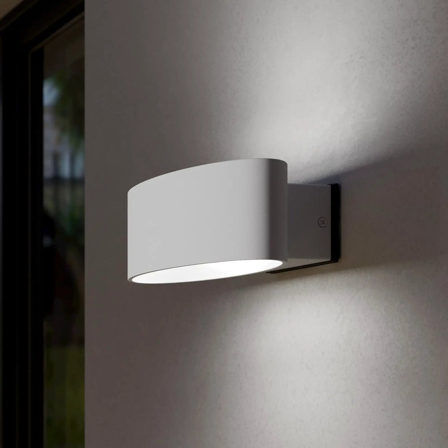 Chinoa LED outdoor wall lamp, white, width 27 cm, metal