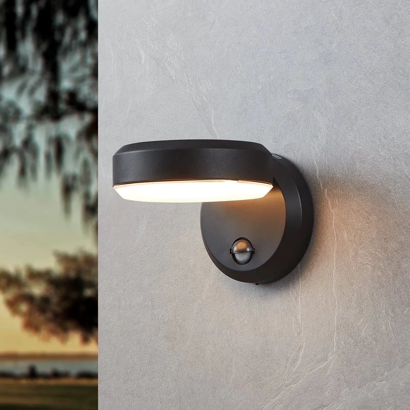 Fornaci LED outdoor wall lamp, black, width 16 cm, sensor