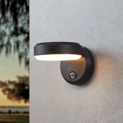 Fornaci LED outdoor wall lamp, black, width 16 cm, sensor