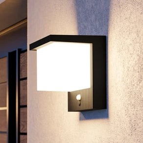 Frigento black LED solar wall lamp, height 15 cm, sensor
