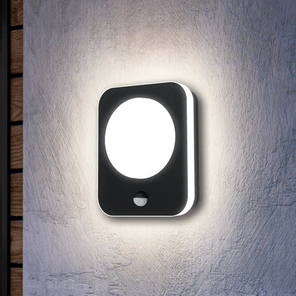 Madriz LED outdoor wall lamp, black, width 23 cm, sensor