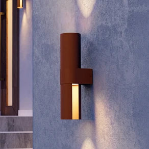 Montelauro LED outdoor wall lamp, rust-coloured, height 32 cm, metal