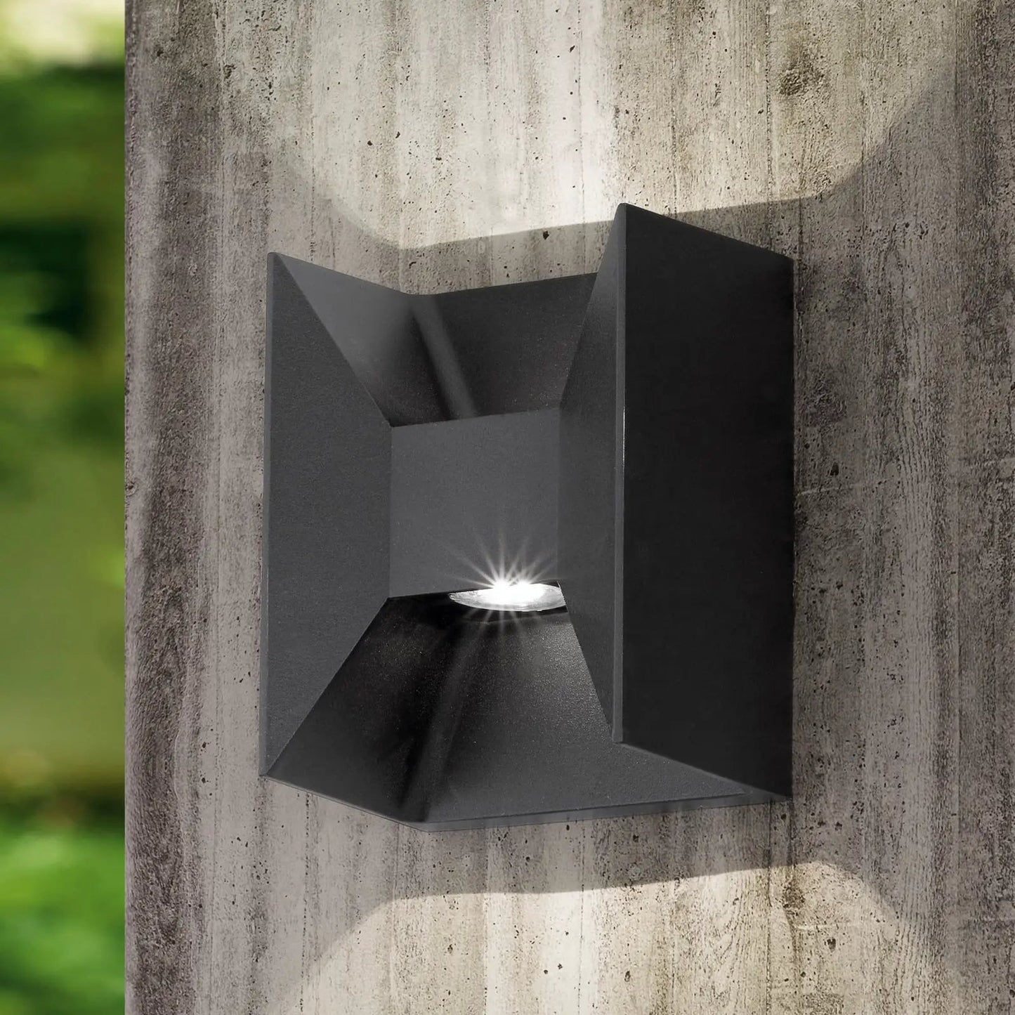 Morino LED outdoor wall lamp, black, height 18 cm, metal
