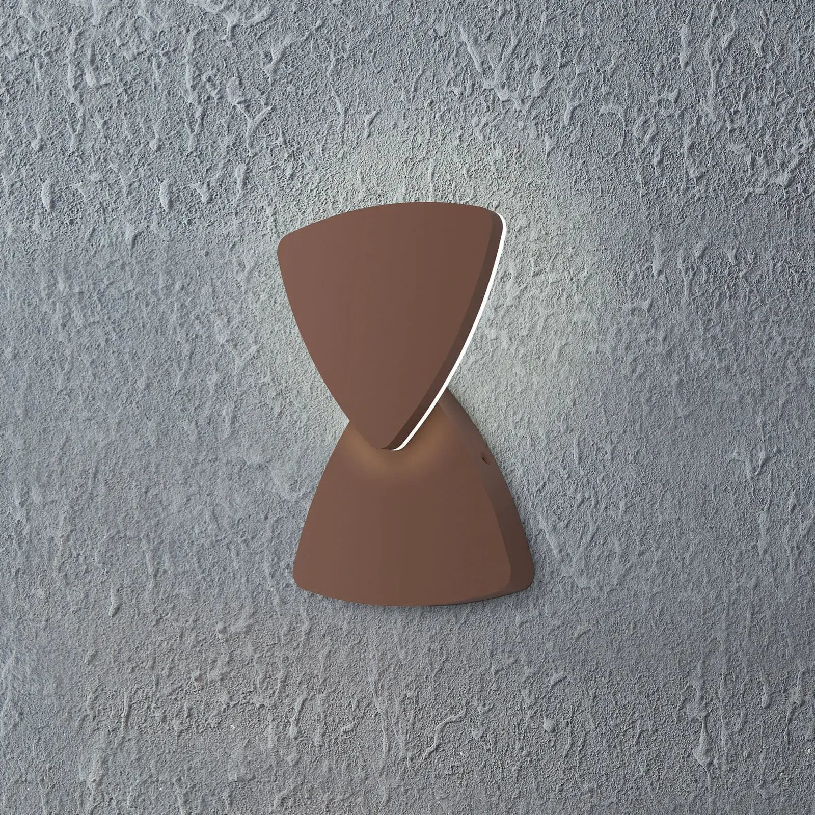 Pedersano rust-coloured LED outdoor wall lamp, width 14 cm, triangular