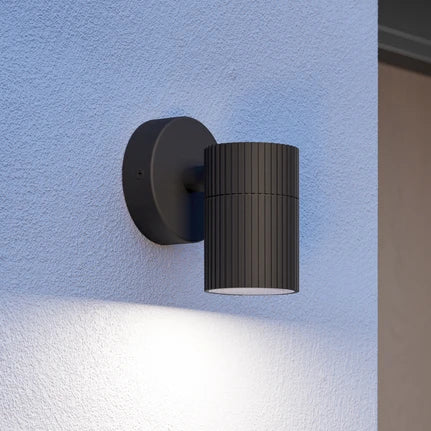 Tomelloso outdoor wall lamp, black, height 12 cm, metal