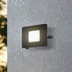 Faedo 3 LED outdoor spotlight in black, 30 W