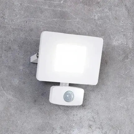Faedo 3 LED outdoor spotlight, sensor, white, 20 W