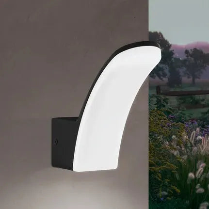 Flumicino LED outdoor wall light made of aluminium