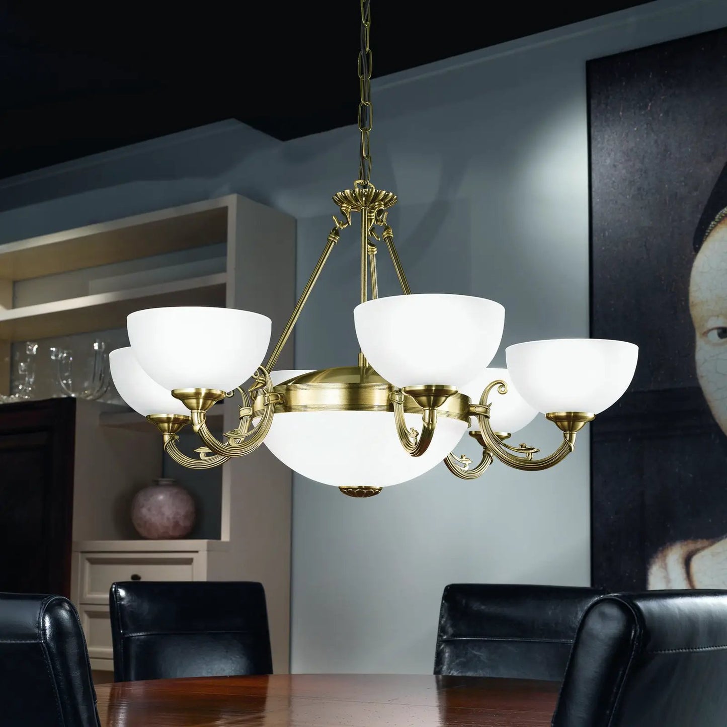 Savy hanging light with eight bulbs