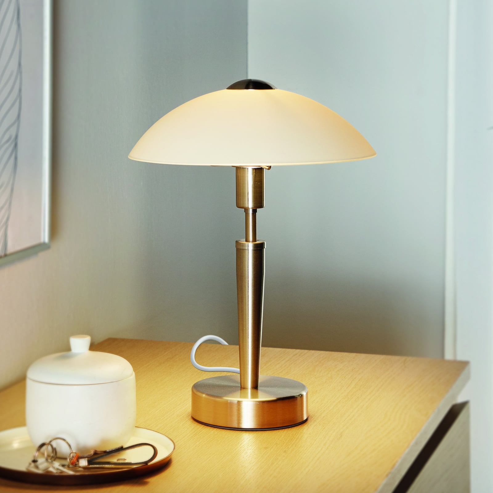 Solo 1 bedside table lamp, nickel, white