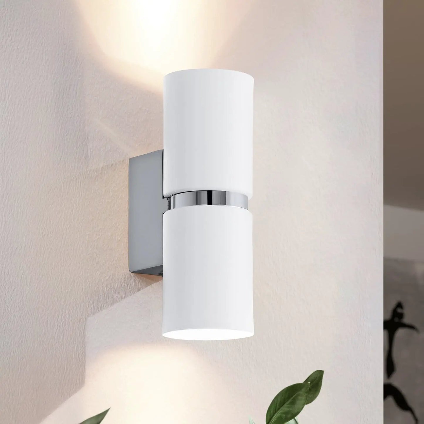 Two-bulb LED wall light Passa, round, white