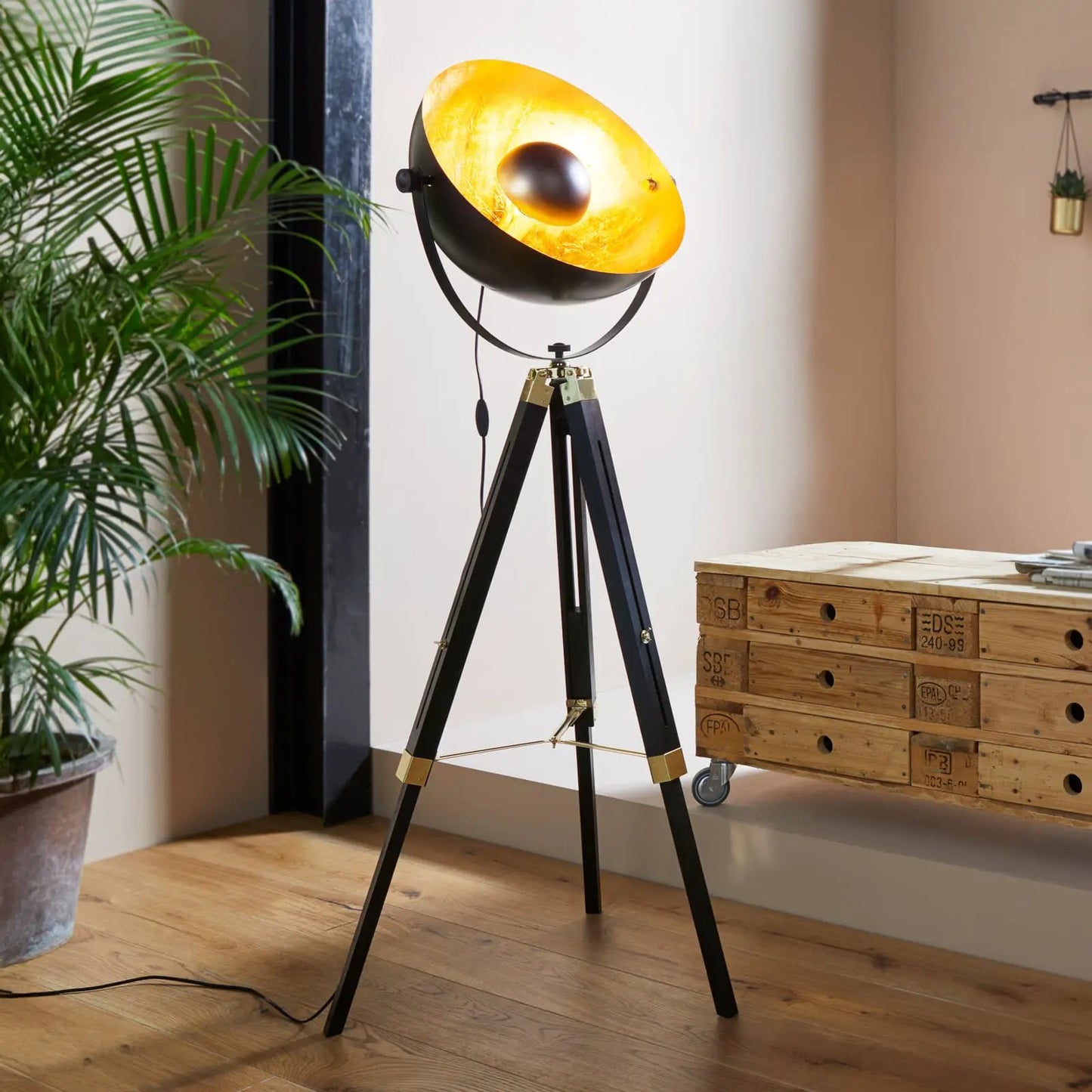 Covaleda floor lamp, tripod frame, black/gold