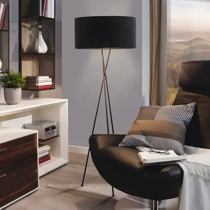 Fondachelli floor lamp with a black lampshade