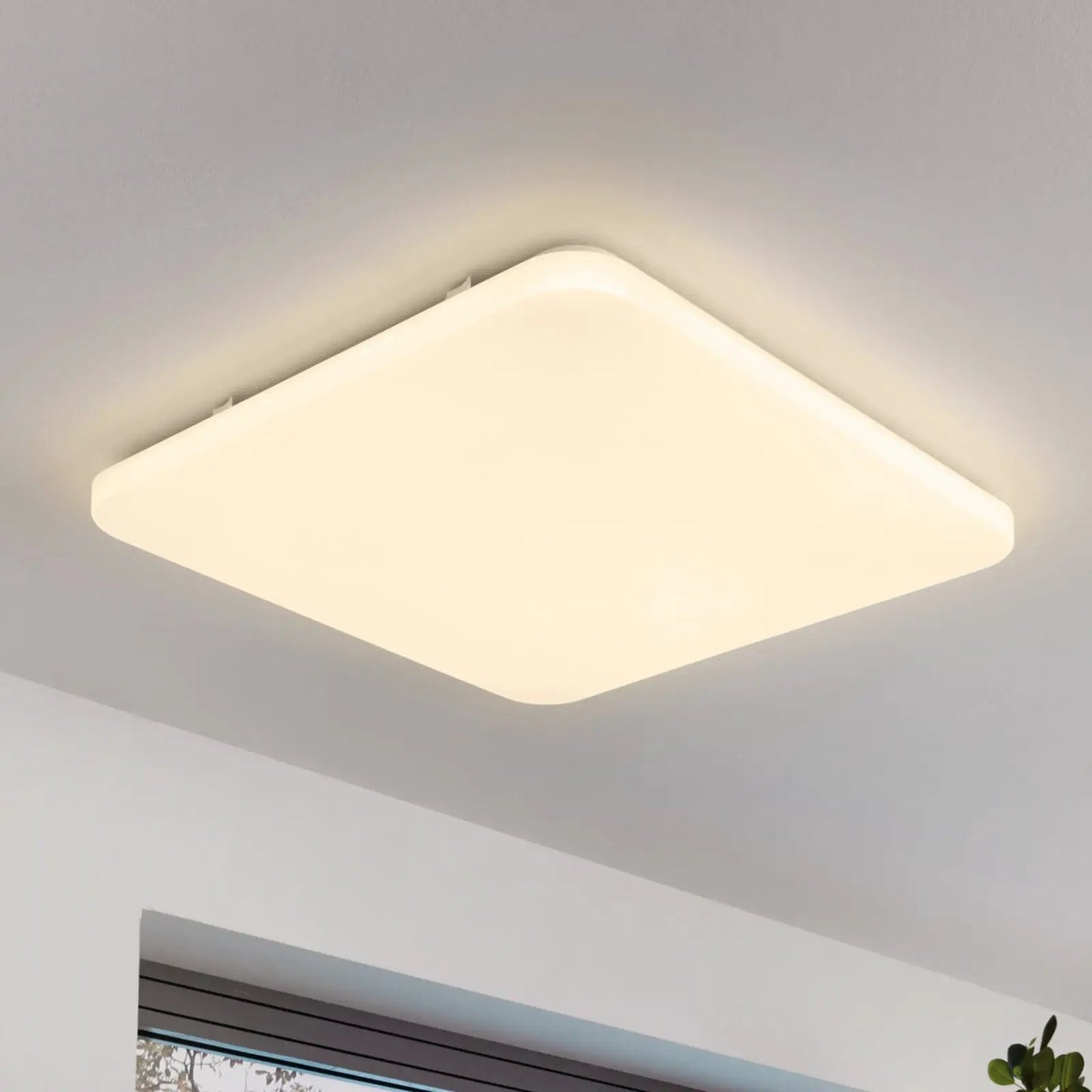 Frania LED ceiling light angular