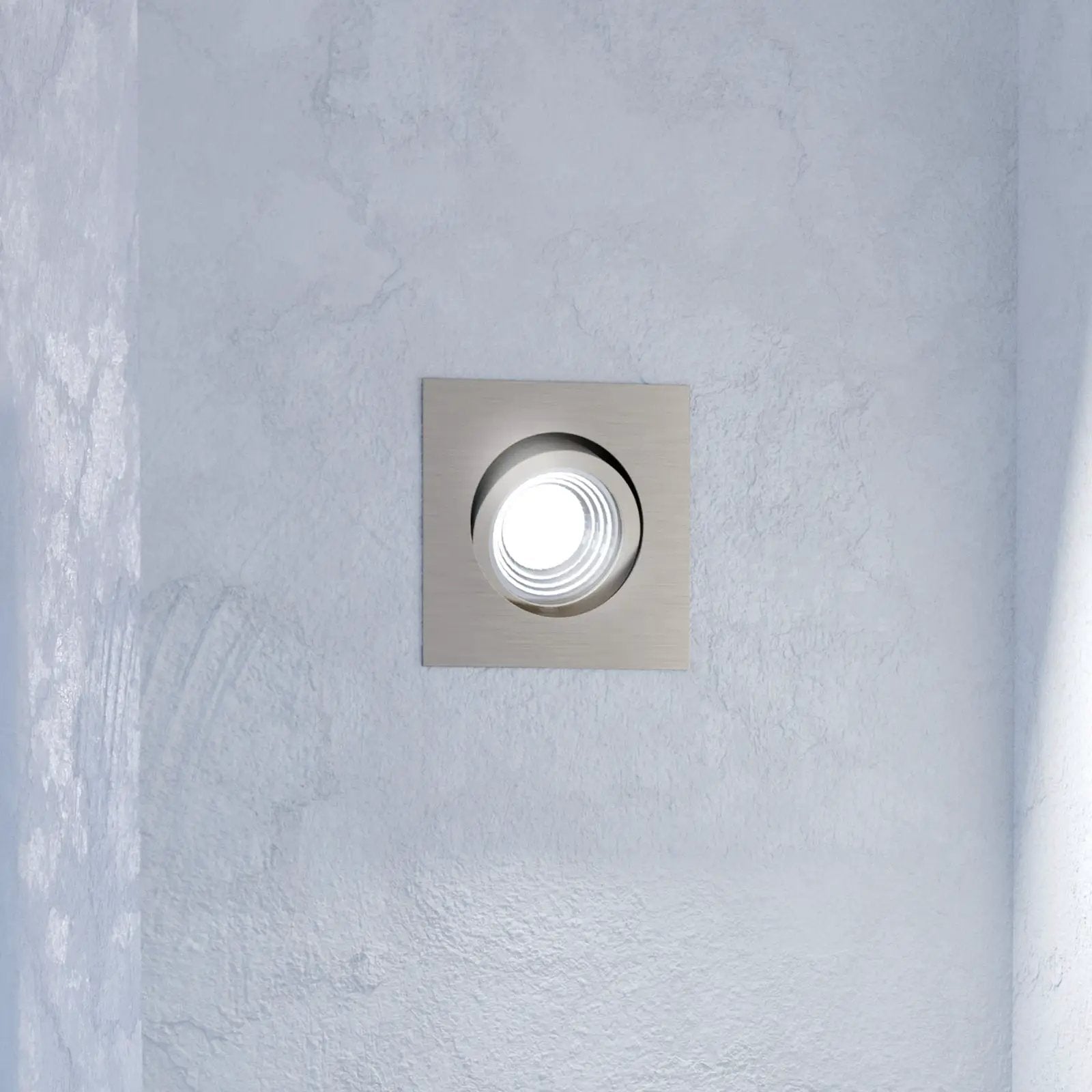 Saliceto downlight angular rotatable 2,700K nickel