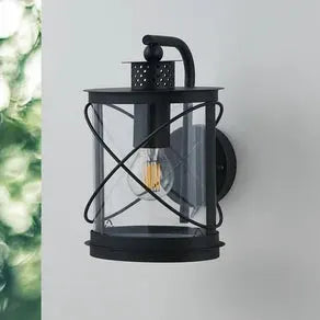 Hilburn outdoor wall light, black, down