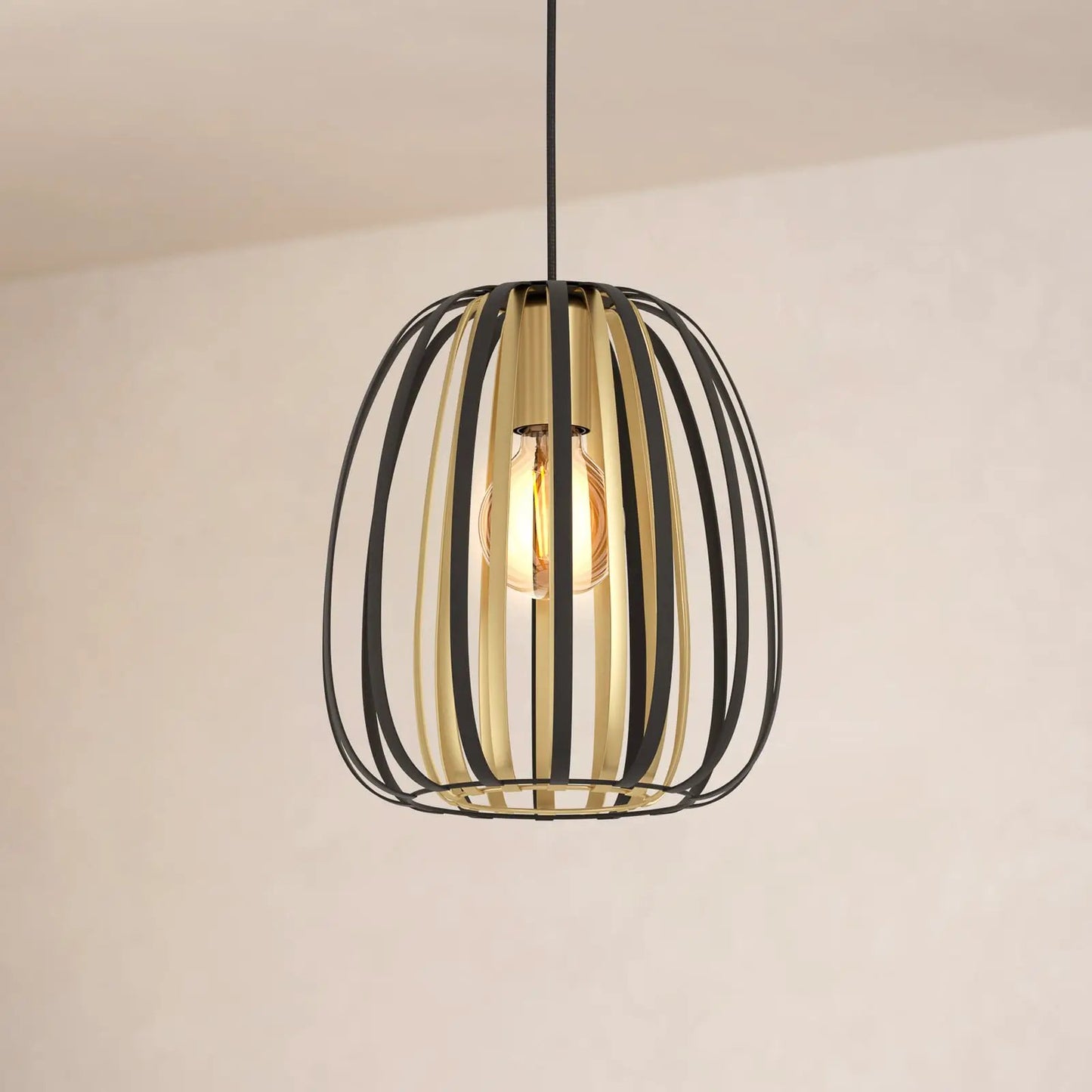 Encinitos pendant light, black/brass, Ø 25.5 cm