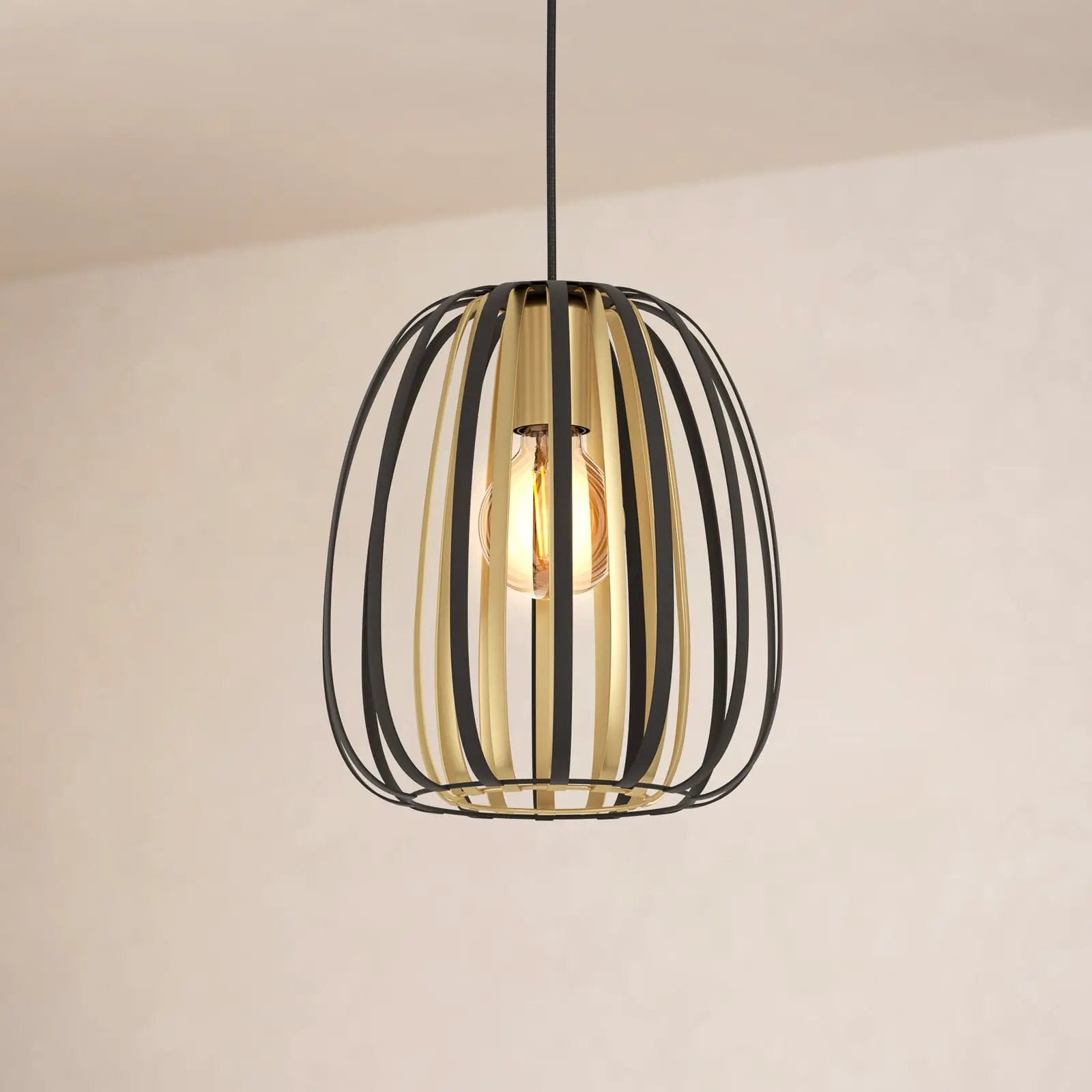 Encinitos pendant light, black/brass, Ø 25.5 cm