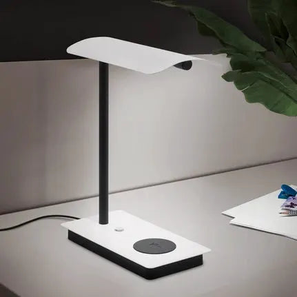 Arenaza LED table lamp, dimmer, QI, white