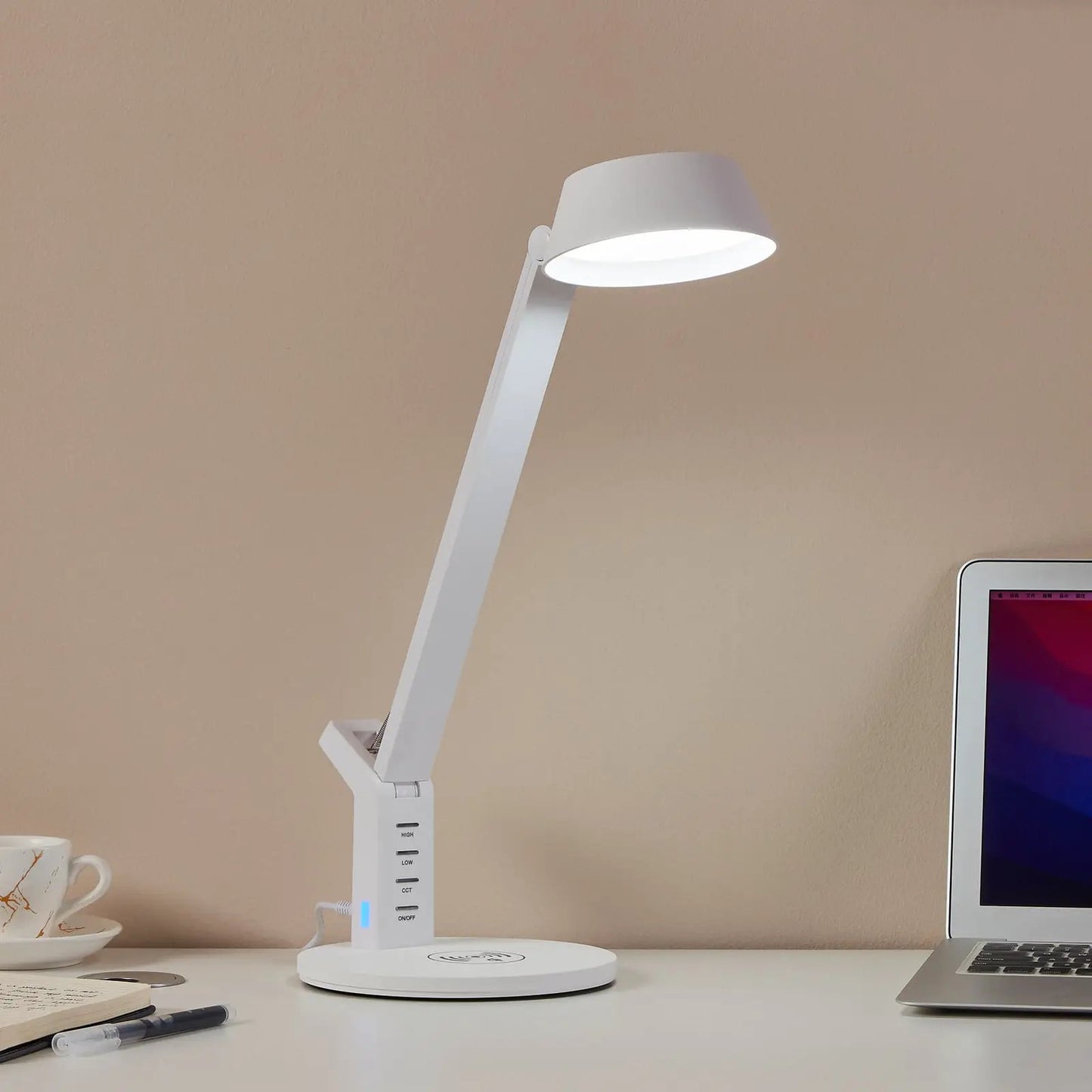 Banderalo LED table lamp CCT dimmer QI white