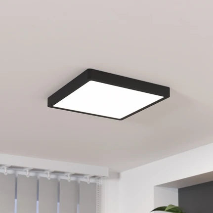 Fueva 5 LED ceiling lamp, IP20, black, 28.5 x 28.5 cm