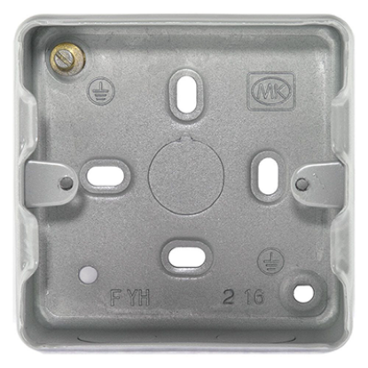 1-gang 38mm metal electrical back box with 6 x 20mm knockouts for wall sockets