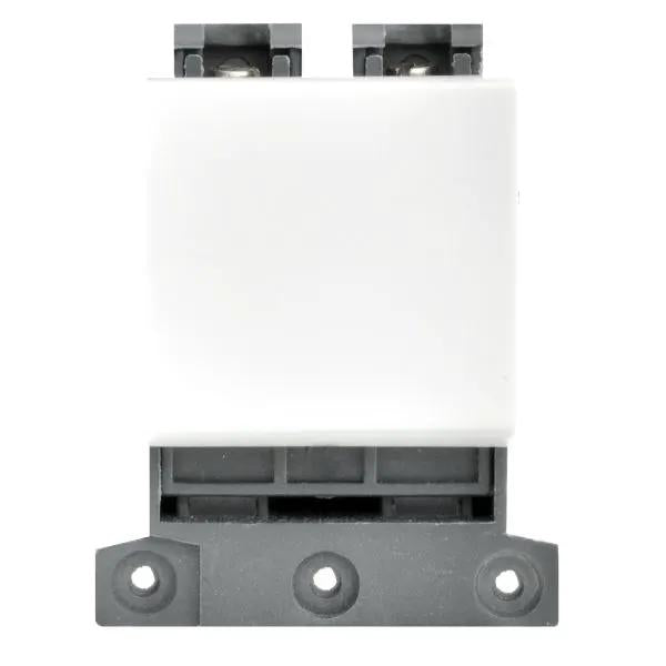 Verve Wht Mcr Grd 10A Triple Pole Rkr