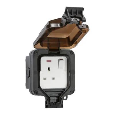Knightsbridge Knightsbridge 13A 1 Gang IP66 Weatherproof Switched Socket OP7N - Knightsbridge Knightsbridge 13A 1 Gang IP66 Weatherproof Switched Socket OP7N
