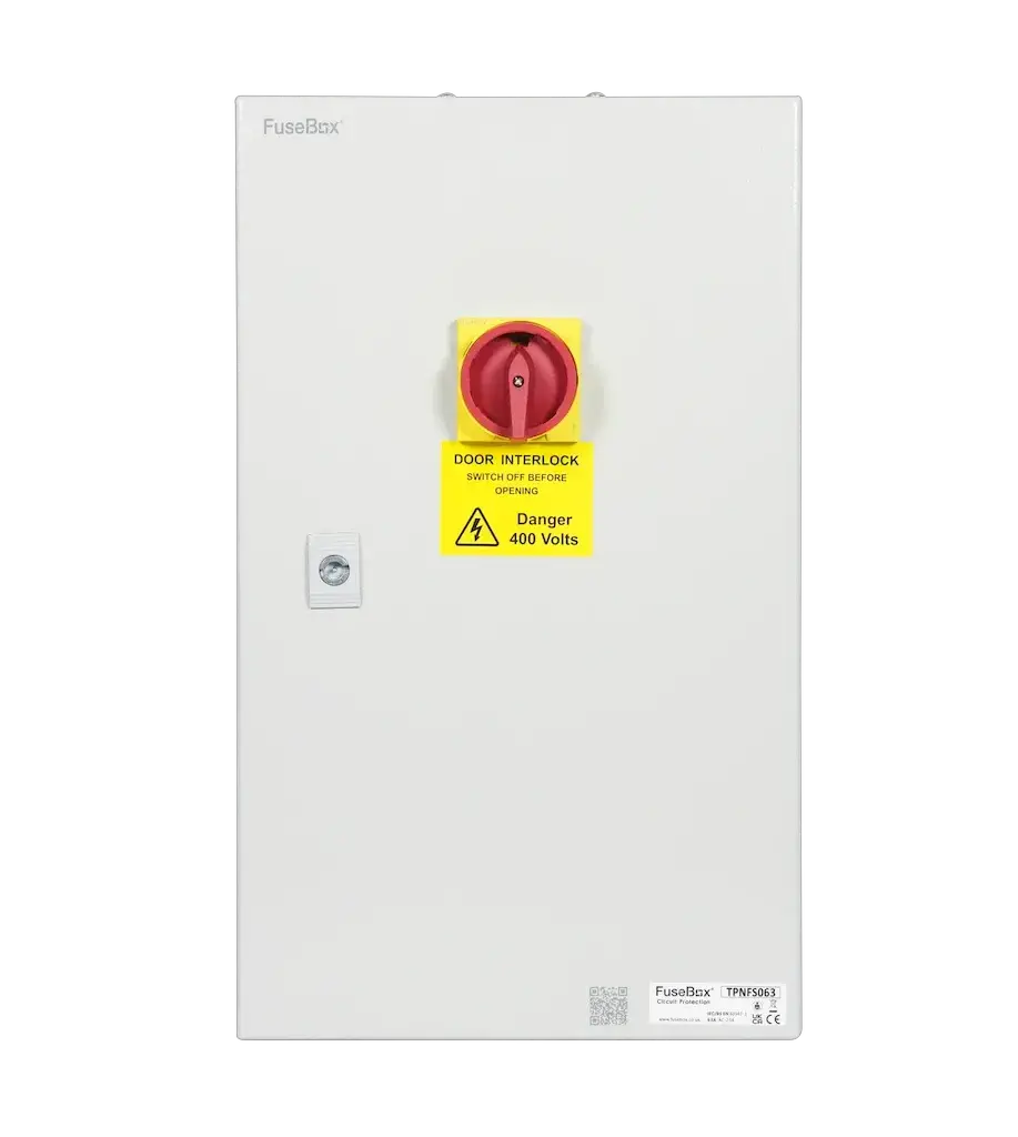 Fusebox 63A 3P+N FUSED SWITCH (METAL) DOOR INTERLOCK IP65 - Electrical Fusebox 63A 3P+N FUSED SWITCH (METAL) DOOR INTERLOCK IP65 Electrical