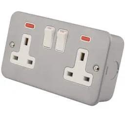 m2 metal clad M2 Metal 13A SP 2 Gang Switched Socket with Neon Metal Clad - m2 metal clad M2 Metal 13A SP 2 Gang Switched Socket with Neon Metal Clad
