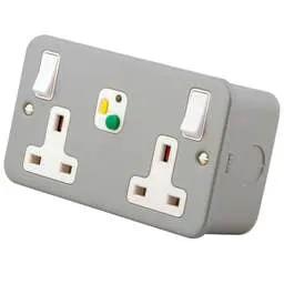 m2 metal clad M2 Metal 13A 2 Gang Type A Passive RCD Socket Metal Clad - m2 metal clad M2 Metal 13A 2 Gang Type A Passive RCD Socket Metal Clad